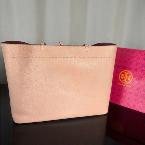Tory Burch McGraw Pink Leather Tote Bag - Picture 3 of 14